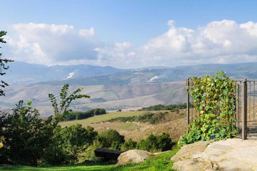 Girasole Cottage Overlooking The Orcia Valley In Tuscany Radicofani Exterior photo